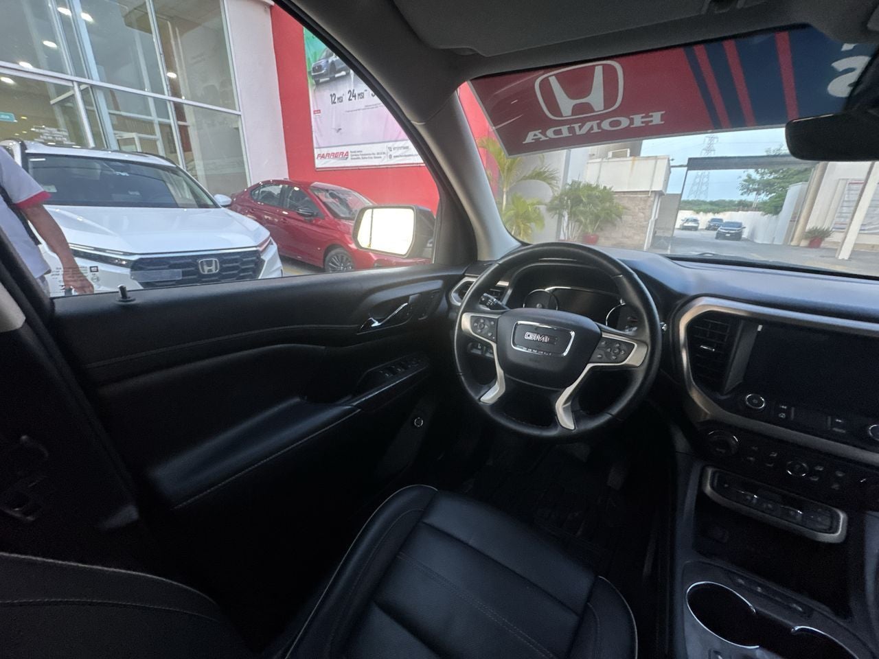 2023 GMC Acadia 3.6 Denali At